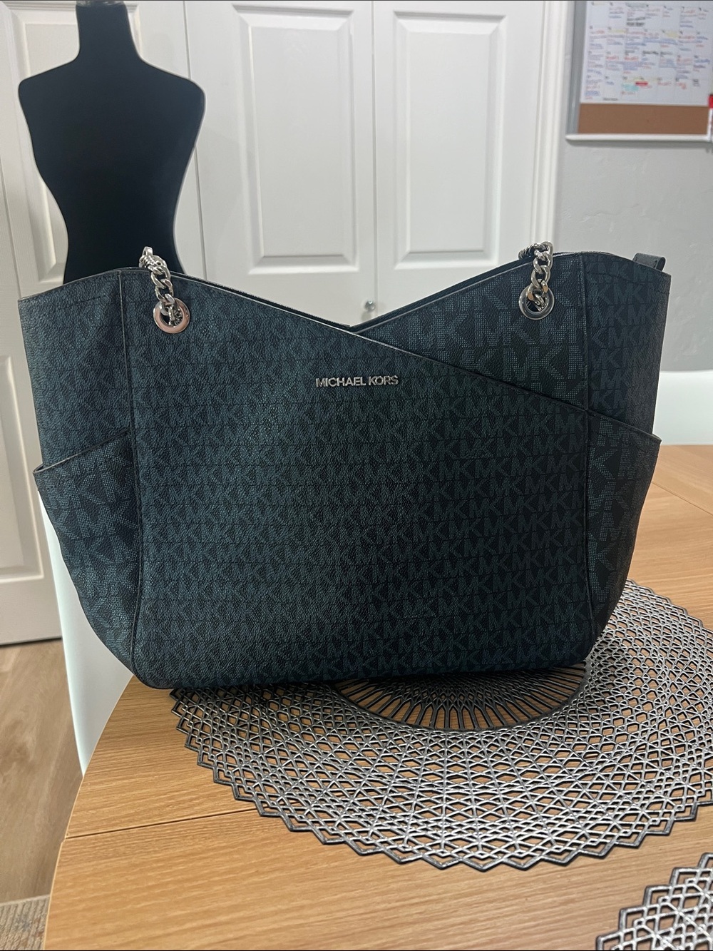 Michael Kors Jet Set Handbag